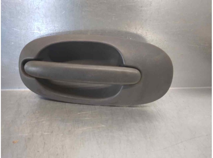 Recambio de maneta exterior trasera izquierda para chrysler voyager (gs) 2.4 referencia OEM IAM 04717403  