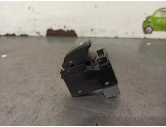 Recambio de mando elevalunas delantero derecho para chevrolet nubira wagon 2.0 diesel cat referencia OEM IAM 621W04790  