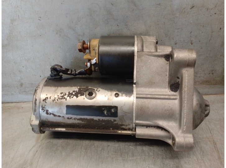 Replacement starter motor for Volvo S40 sedan 1.9 diesel OEM IAM reference 8602186 VALEO