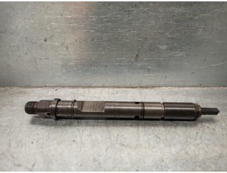 Recambio de inyector para audi a6 avant (4b5) 2.5 v6 24v tdi referencia OEM IAM 059130201F 0432133795 BOSCH