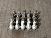 Recambio de tornillo para mercedes-benz clase s (w126) berlina+coupe 3.0 referencia OEM IAM A1705840538  