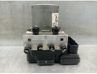 Recambio de abs para kia sorento iii (um) 2.2 crdi referencia OEM IAM 58900C5702 58910C5702 