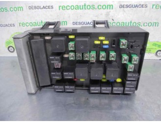 Recambio de caja reles / fusibles para chrysler grand voyager (rg) 2.5 referencia OEM IAM P04727558AD 0472755080AD 