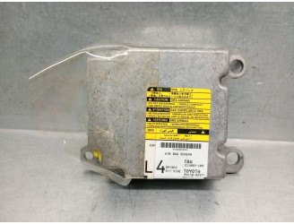 Recambio de centralita airbag para toyota corolla (_e12_) 1.4 d (nde120_) referencia OEM IAM 8917002371  211082109 TRW