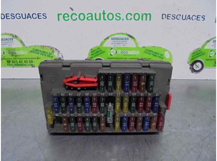 Recambio de caja reles / fusibles para peugeot expert kombi 2.0 hdi referencia OEM IAM 96315227980 