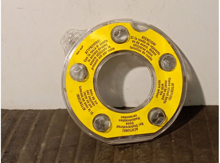 Recambio de tornillo para mercedes-benz clase s (w126) berlina+coupe 3.0 referencia OEM IAM A2035800010  