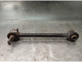 Recambio de brazo suspension superior trasero izquierdo para mitsubishi space star (dg0) 1.9 di-d cat referencia OEM IAM MR91510