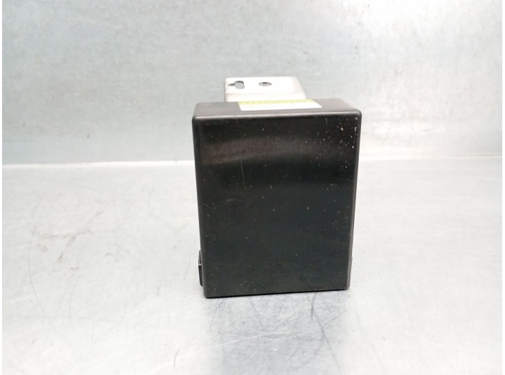 Recambio de amplificador para toyota corolla (_e12_) 1.4 d (nde120_) referencia OEM IAM 8865002390 MB2772000631 DENSO