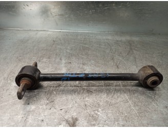 Recambio de brazo suspension superior trasero derecho para mitsubishi space star (dg0) 1.9 di-d cat referencia OEM IAM MR915105 