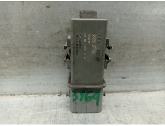 Recambio de caja precalentamiento para kia sorento iii (um) 2.2 crdi referencia OEM IAM 368302F740 368302F740 GA501B17