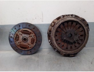 Replacement clutch kit for Citroën Xsara Saloon 2.0 HDI CAT (RHY / DW10TD) OEM IAM reference 9636355880 