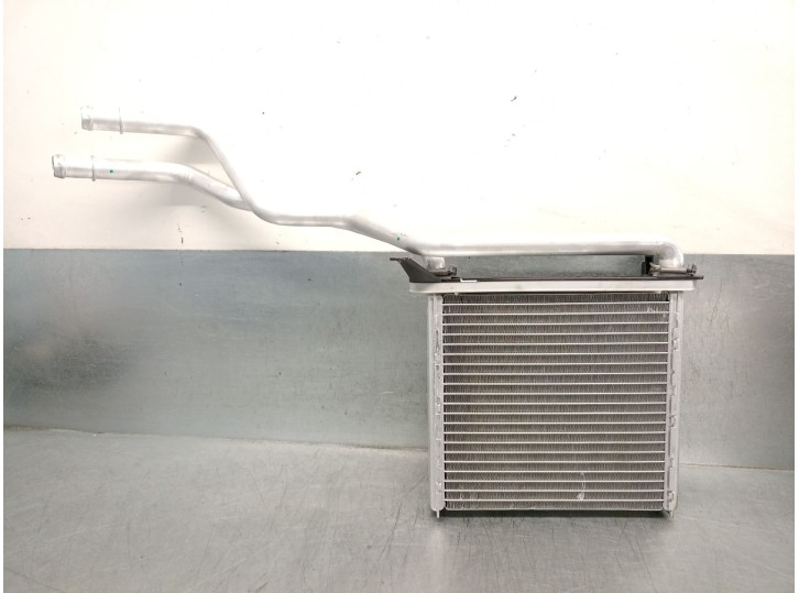 Recambio de radiador calefaccion / aire acondicionado para bmw x1 (u11) sdrive 18 d referencia OEM IAM 64115A4D0F4 64115A4D0F4 T