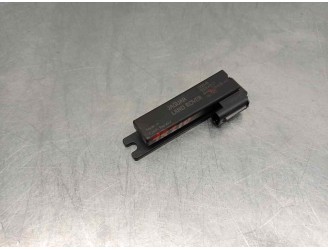 Recambio de antena para land rover range rover sport 3.0 td v6 cat referencia OEM IAM AH4215K603AA 5E08X0107 