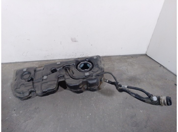 Recambio de deposito combustible para bmw x1 (u11) sdrive 18 d referencia OEM IAM 16115A44A11 16115A44A11 