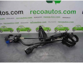 Recambio de motor puerta corredera izquierda para chrysler grand voyager (rg) 2.5 referencia OEM IAM 04717974AG 7746804601 