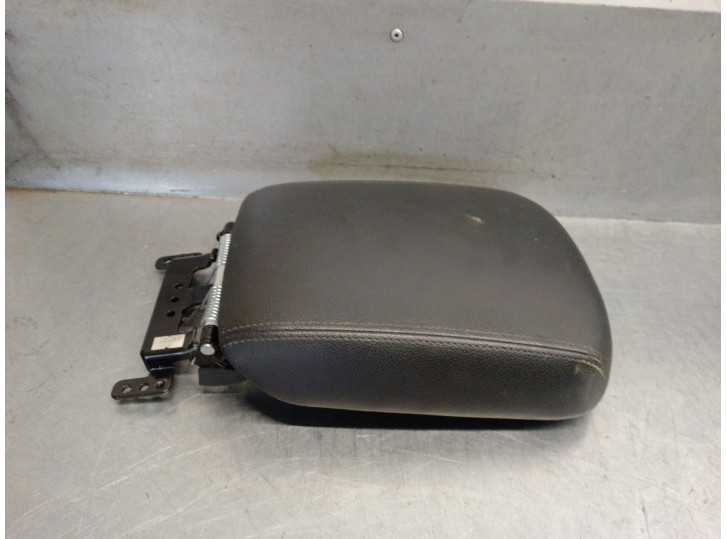 Recambio de apoyabrazos central para kia sorento iii (um) 2.2 crdi referencia OEM IAM 84660C5100WK 84660C5100WK 