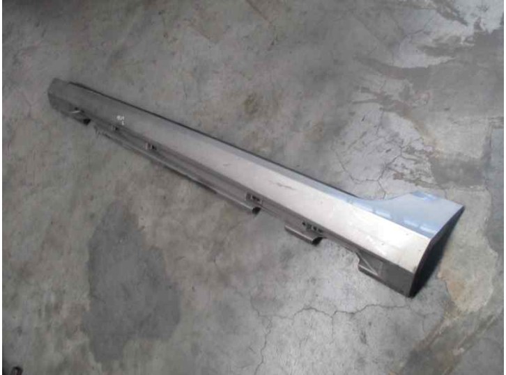 Recambio de faldon lateral para volvo s60 lim. 2.0 diesel cat referencia OEM IAM 2519733 MARRON