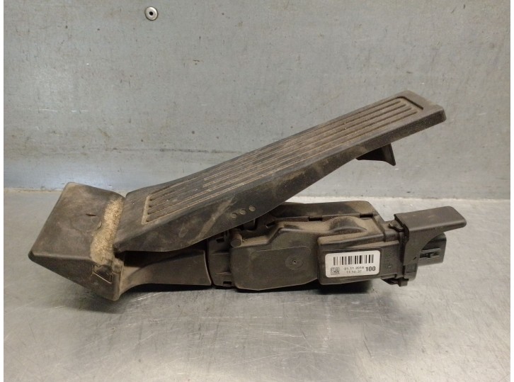 Recambio de potenciometro pedal para kia sorento iii (um) 2.2 crdi referencia OEM IAM 32700B1000 32700B1000 