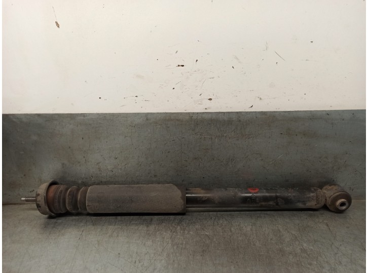 Recambio de amortiguador trasero derecho para kia picanto 1.1 cat referencia OEM IAM 5531007100  MANDO
