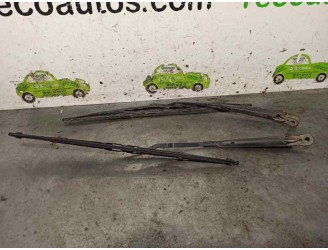 Recambio de brazo limpia delantero derecho para mercedes-benz clase e (w123) berlina+coupe 2.0 referencia OEM IAM A1238203744 