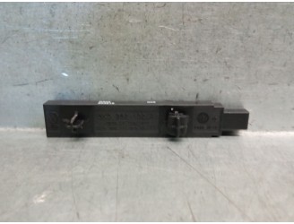 Recambio de antena para seat arona (kj7, kjp) 1.0 tsi referencia OEM IAM 5K0962132A 17167300 