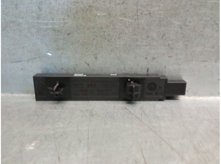 Recambio de antena para seat arona (kj7, kjp) 1.0 tsi referencia OEM IAM 5K0962132A 17167300 