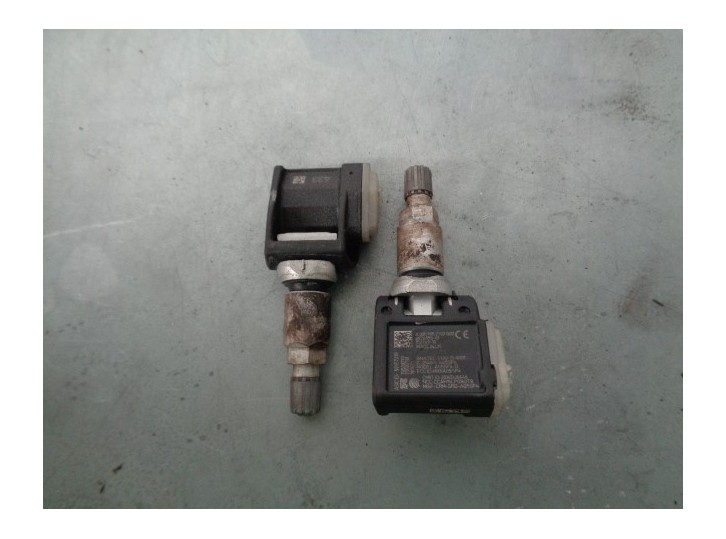 Recambio de sensor presion para mercedes-benz clase e lim. (w213) e 220 d (213.004) referencia OEM IAM A0009052102 