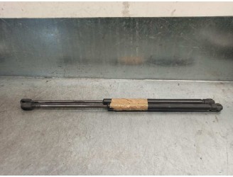 Replacement boot / tailgate struts for nissan micra (k12e) 1.5 dci turbodiesel OEM IAM reference 90450AX610 