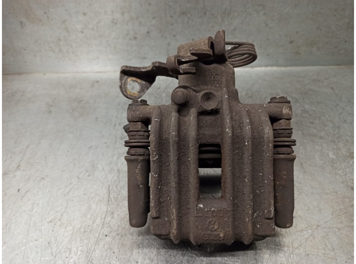 Replacement rear left brake caliper for Audi A4 Avant (B5) 1.9 TDI OEM IAM reference 8E0615423 LUCAS