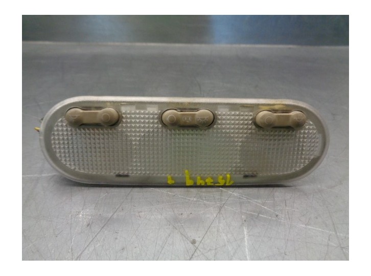 Recambio de luz interior para nissan note (e11e) acenta referencia OEM IAM 8200073234 