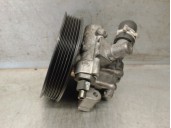 Replacement power steering pump for Mercedes-Benz E-Class (W210) Saloon 2.6 CAT OEM IAM reference A0024668901 