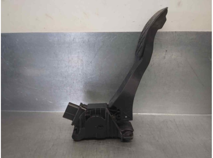 Recambio de potenciometro pedal para skoda karoq (nu) 125 aniversario referencia OEM IAM 5Q1723503J 6PV01062113 