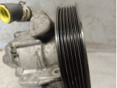 Replacement power steering pump for Mercedes-Benz E-Class (W210) Saloon 2.6 CAT OEM IAM reference A0024668901 