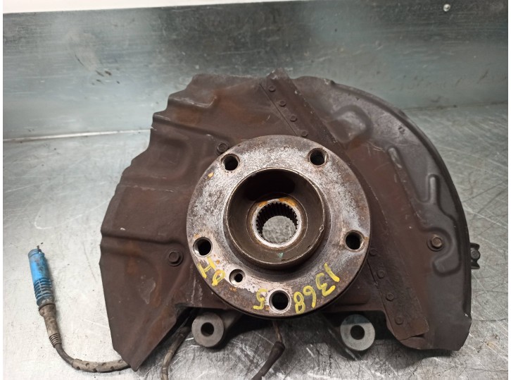 Recambio de mangueta delantera izquierda para bmw x5 (e53) 4.4 v8 32v cat (m62) referencia OEM IAM 6761575B 