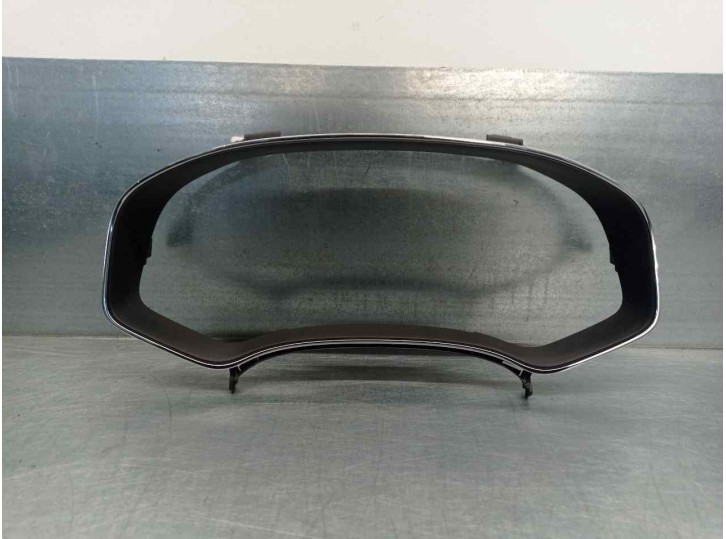 Recambio de molduras delanteras para seat arona 1.0 tsi referencia OEM IAM 6F0857241J 6F0857241J 