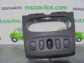 Recambio de mando elevalunas delantero izquierdo para dacia sandero ii 0.9 tce cat referencia OEM IAM 275009384R 
