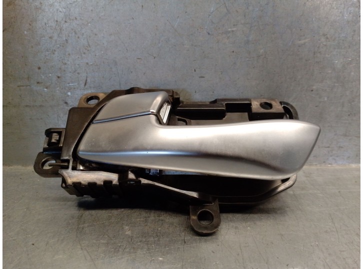 Recambio de maneta interior delantera izquierda para kia sorento iii (um) 2.2 crdi referencia OEM IAM 82610C5010SA1 