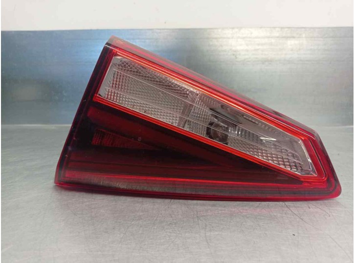 Recambio de piloto trasero derecho para seat arona 1.0 tsi referencia OEM IAM 6F9945308D DE PORTON 5 PUERTAS