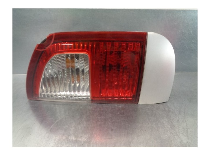 Replacement rear left tail light for SsangYong Kyron 200 XDi Limited OEM IAM reference 8360109101 WING 5 DOORS