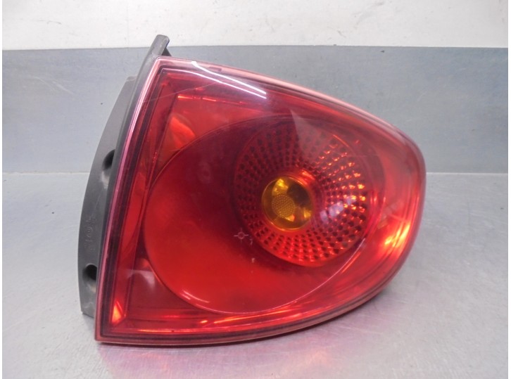 Recambio de piloto trasero derecho para seat altea (5p1) 1.9 tdi referencia OEM IAM 5P0945112B  5 PUERTAS