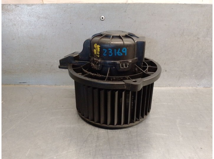 Recambio de motor calefaccion para kia sorento iii (um) 2.2 crdi referencia OEM IAM 971132P000 971132P000 