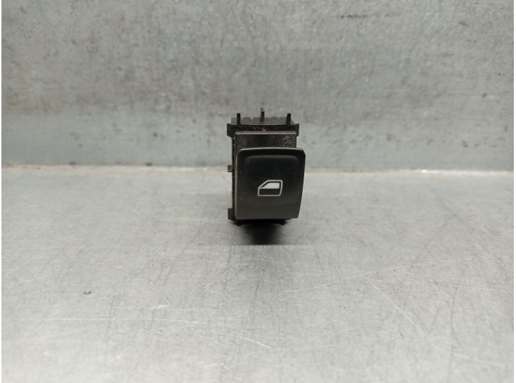 Recambio de mando elevalunas delantero derecho para seat toledo iv (kg3) 1.6 tdi referencia OEM IAM 6JA959855  