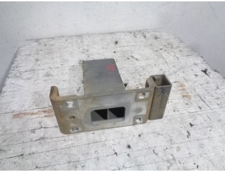 Recambio de refuerzo paragolpes delantero para land rover range rover sport 3.0 td v6 cat referencia OEM IAM 4671215 DE ALUMINIO