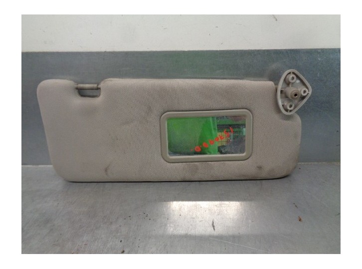 Recambio de parasol derecho para ssangyong kyron 200 xdi limited referencia OEM IAM 7612009501ABR  