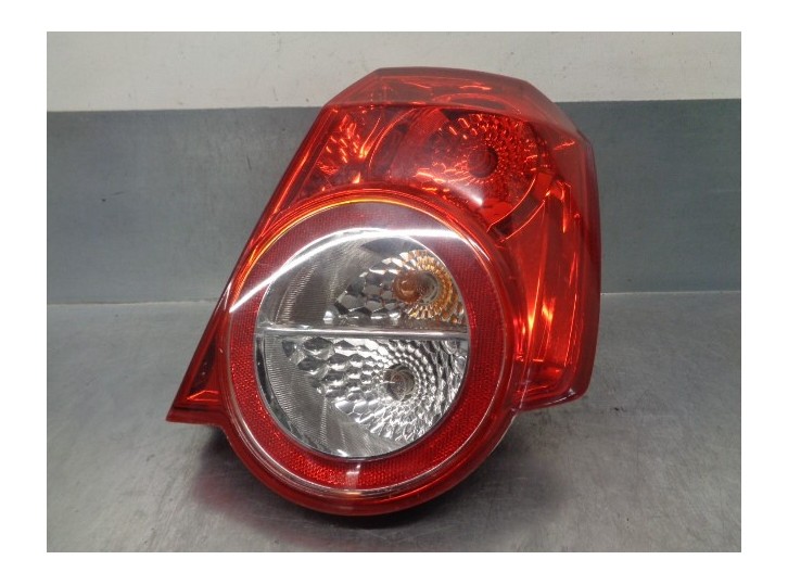 Recambio de piloto trasero derecho para chevrolet aveo 1.4 cat referencia OEM IAM 95952067  5 PUERTAS