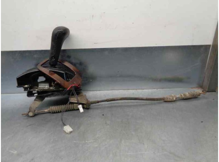 Recambio de palanca cambio para subaru legacy berl./familiar b11 (bd/bg) 2.5 cat referencia OEM IAM 35011FA010 