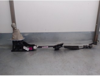 Recambio de palanca cambio para renault scenic iii 1.4 tce referencia OEM IAM 8201021402  