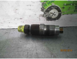 Recambio de inyector para toyota avensis berlina (t 22) 2.0 turbodiesel cat referencia OEM IAM 2367027030 