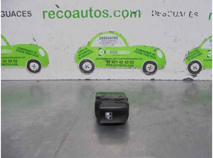 Recambio de mando elevalunas trasero derecho para hyundai santa fe (bm) 2.2 crdi cat referencia OEM IAM 3715211110 