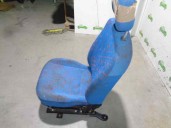 Recambio de asiento delantero derecho para opel agila básico referencia OEM IAM  TELA AZUL Y ROJA 5 PUERTAS